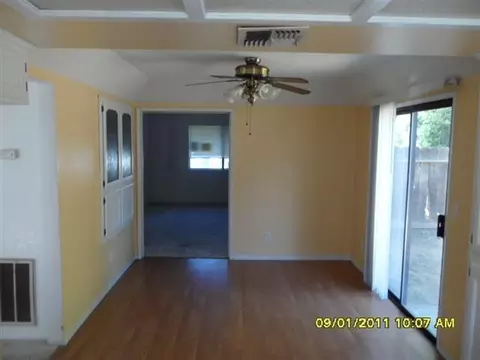 3233 Stanford Ave, Clovis, CA 93611 photo 4
