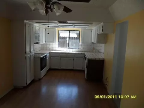 3233 Stanford Ave, Clovis, CA 93611 photo 3