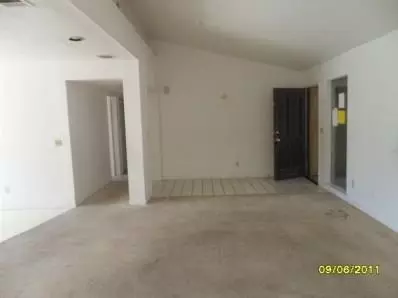 1650 Gibson Ave, Clovis, CA 93611 photo 2