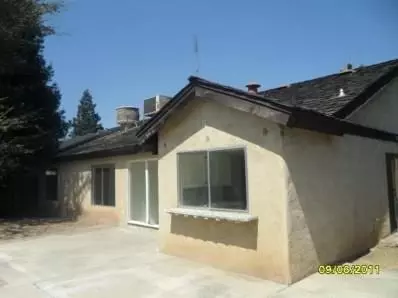 1650 Gibson Ave, Clovis, CA 93611 photo 8