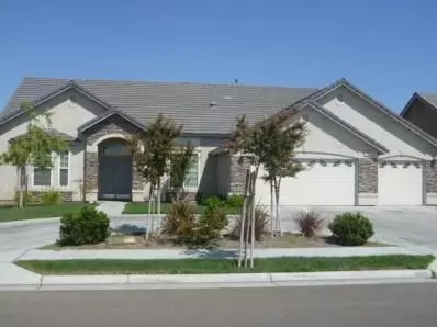 3195 W Almond Ave, Madera, CA 93637 photo 1