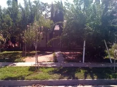 924 E Lincoln Ave, Madera, CA 93638 photo 1