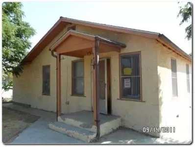 948 E Whitney St, Avenal, CA 93204 photo 1