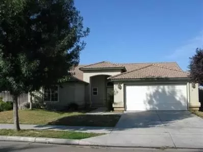 896 Shannon Ave, Madera, CA 93637 photo 1