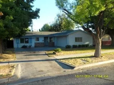 4043 E Hampton Way, Fresno, CA 93726 photo 1