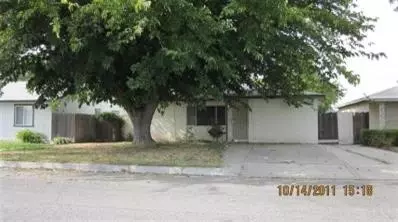 104 Riverside Ave, Chowchilla, CA 93610 photo 1