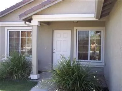 65 Los Cerritos Way, Madera, CA 93638 photo 2
