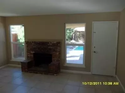 1016 Dewitt Ave, Clovis, CA 93612 photo 2