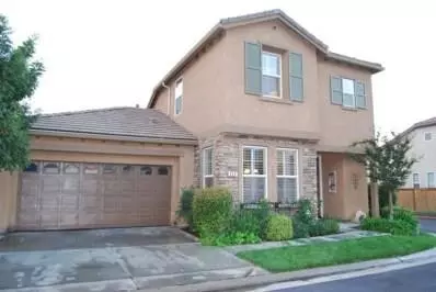 858 Toulouse Ln, Clovis, CA 93619 photo 2