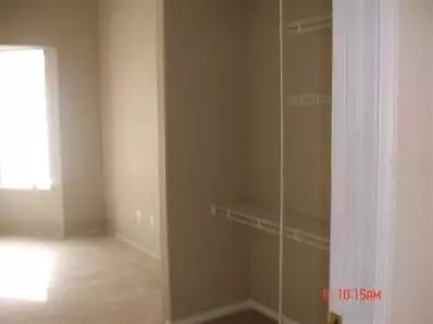404 Blueridge Dr, Madera, CA 93637 photo 2