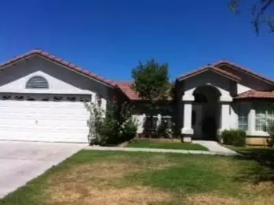 404 Blueridge Dr, Madera, CA 93637 photo 1
