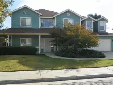 2122 Austin Ave, Clovis, CA 93611 photo 2