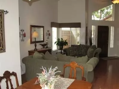 2264 Roberts, Clovis, CA 93611 photo 6