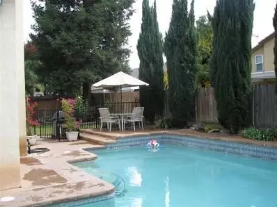 2264 Roberts, Clovis, CA 93611 photo 3