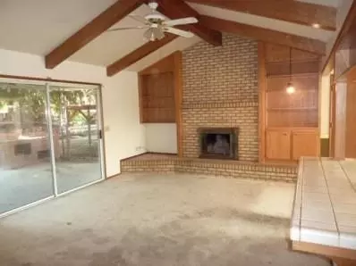 2327 Frederick Way, Madera, CA 93637 photo 2