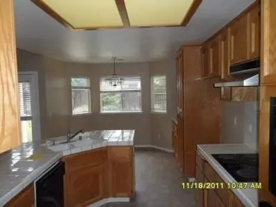 462 Amber Ave, Clovis, CA 93611 photo 5
