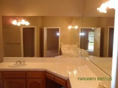462 Amber Ave, Clovis, CA 93611 photo 10