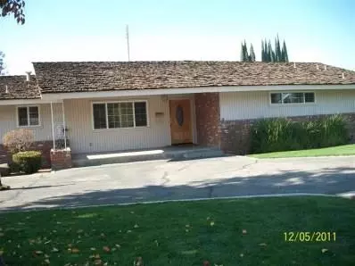 400 California Ave, Madera, CA 93637 photo 1