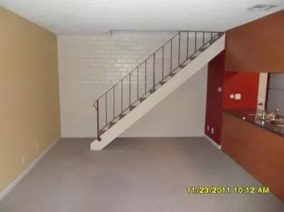 432 W Alamos Ave #3, Clovis, CA 93612 photo 5