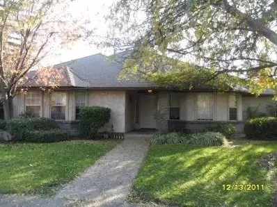 188 W Paul Ave, Clovis, CA 93612 photo 1