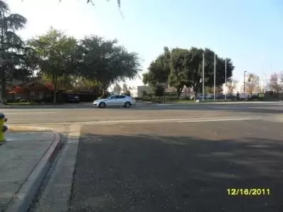 188 W Paul Ave, Clovis, CA 93612 photo 6
