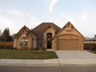 2015 Austin, Clovis, CA 93611 photo 1