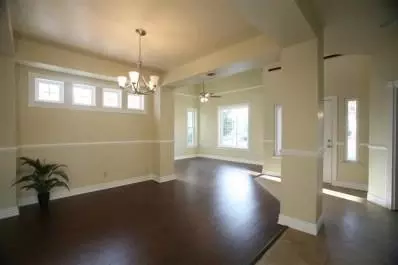 735 N Acacia Ave, Clovis, CA 93611 photo 5