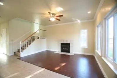 735 N Acacia Ave, Clovis, CA 93611 photo 4