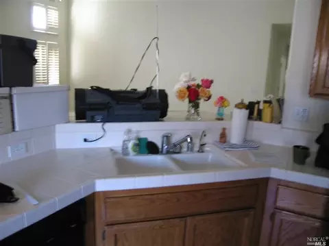 1630 Pearl Pl, Dixon, CA 95620 photo 4