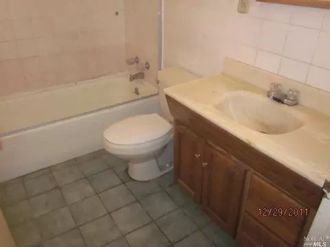 124 Spencer St, Vallejo, CA 94589 photo 5