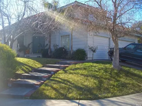 739 Miramar St, Windsor, CA 95492 photo 1