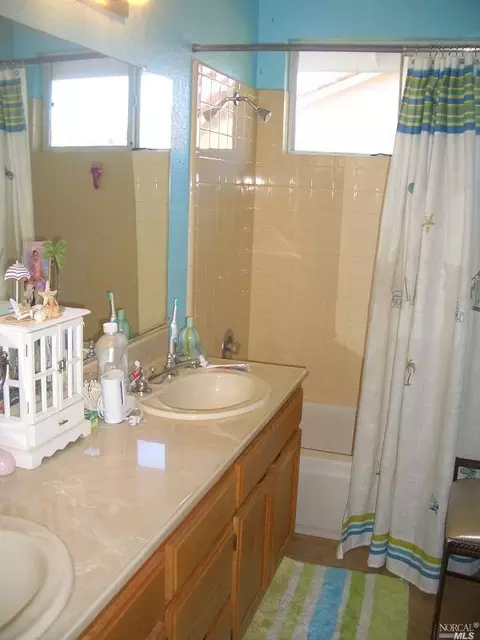 739 Miramar St, Windsor, CA 95492 photo 6