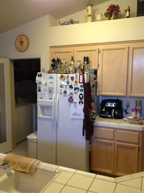 1020 Heritage Ct, Dixon, CA 95620 photo 2