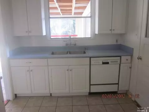 221 Del Mar Ave, Vallejo, CA 94589 photo 4