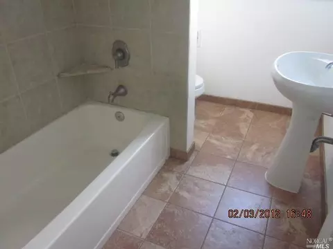 221 Del Mar Ave, Vallejo, CA 94589 photo 8