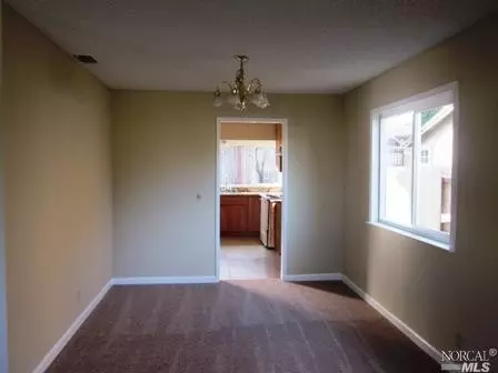615 Peterson Ln, Dixon, CA 95620 photo 5