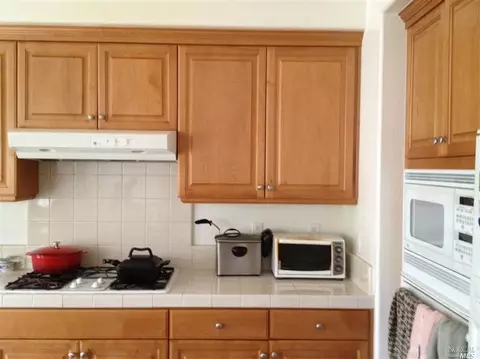 4196 Summer Gate Ave, Vallejo, CA 94591 photo 2