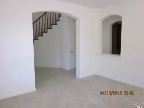 6634 Solitude Ct, Vallejo, CA 94591 photo 4