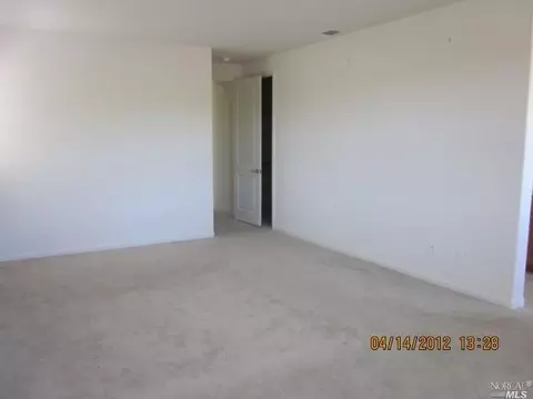 6634 Solitude Ct, Vallejo, CA 94591 photo 6