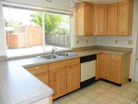 101 Fleet St, Vallejo, CA 94591 photo 3