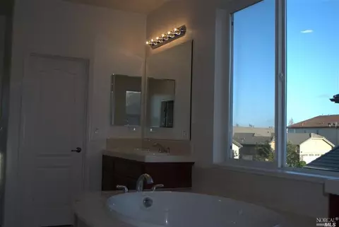 723 Castelli Ct, Fairfield, CA 94534 photo 13