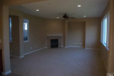 723 Castelli Ct, Fairfield, CA 94534 photo 6