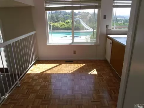 100 Bluebird Ct, Vallejo, CA 94591 photo 3