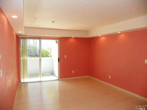 387 Lighthouse Dr, Vallejo, CA 94590 photo 9