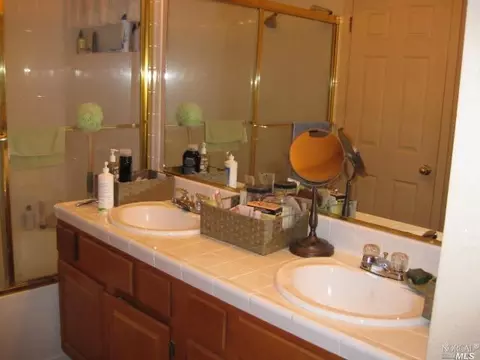 449 Bald Eagle Dr, Vacaville, CA 95688 photo 12