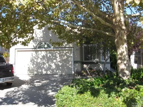 449 Bald Eagle Dr, Vacaville, CA 95688 photo 1