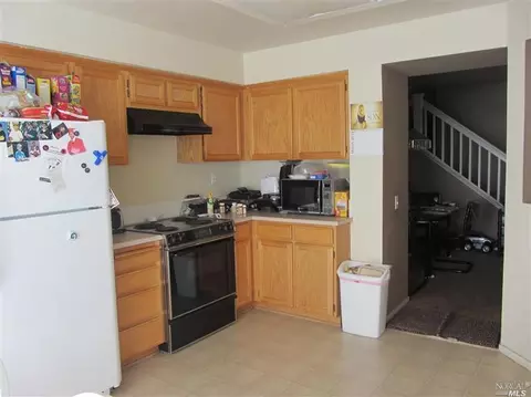 337 Clearpointe Dr, Vallejo, CA 94591 photo 4