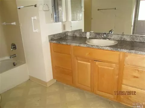 147 Gregory Ln, Vallejo, CA 94591 photo 17