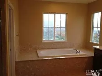 4909 Couples Cir, Fairfield, CA 94533 photo 7