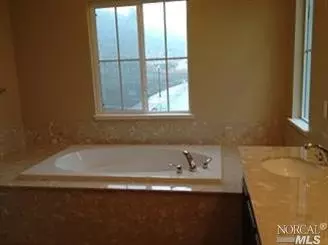 4909 Couples Cir, Fairfield, CA 94533 photo 6